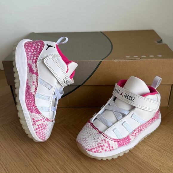 jordans 11 snakeskin pink